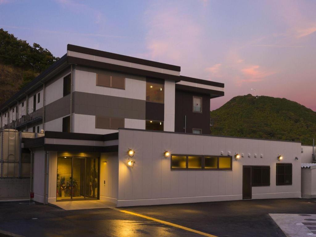Daemado Hotel Hitakatsu Kamitsushima Екстериор снимка